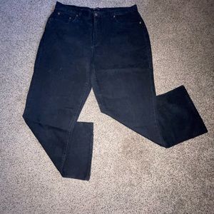 Women’s Bill Blass Jeans Perfect Fit Black Denim Size 18 Inseam 28